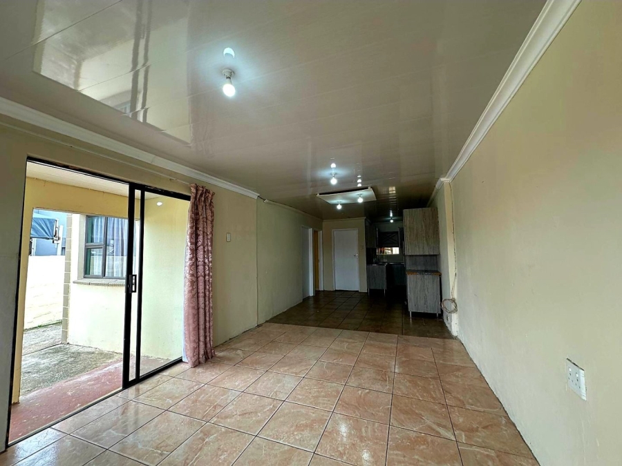 5 Bedroom Property for Sale in Mdantsane Nu 17 Eastern Cape
